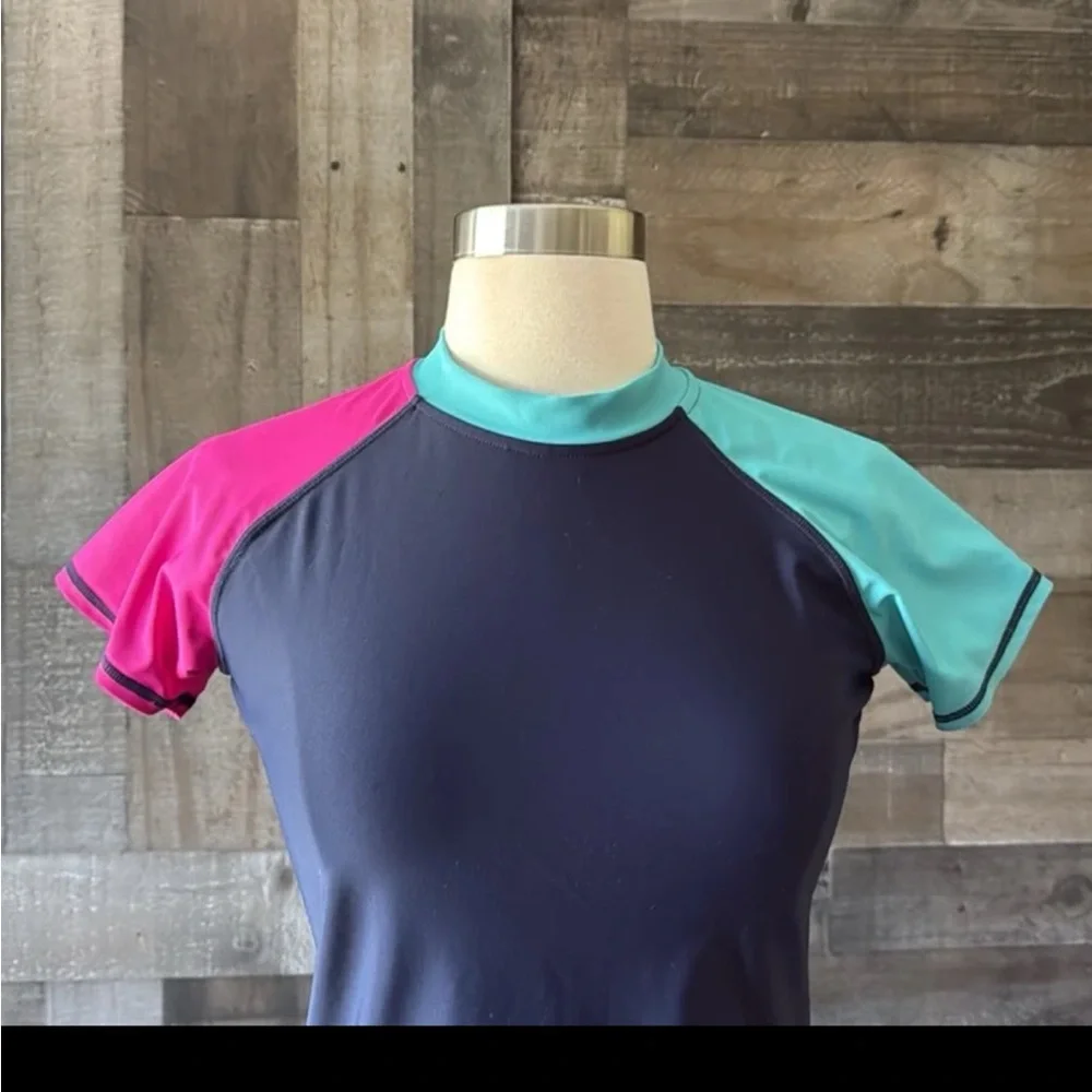 Eddie Bauer rashguard girls large beach pool party swim tropical surf California